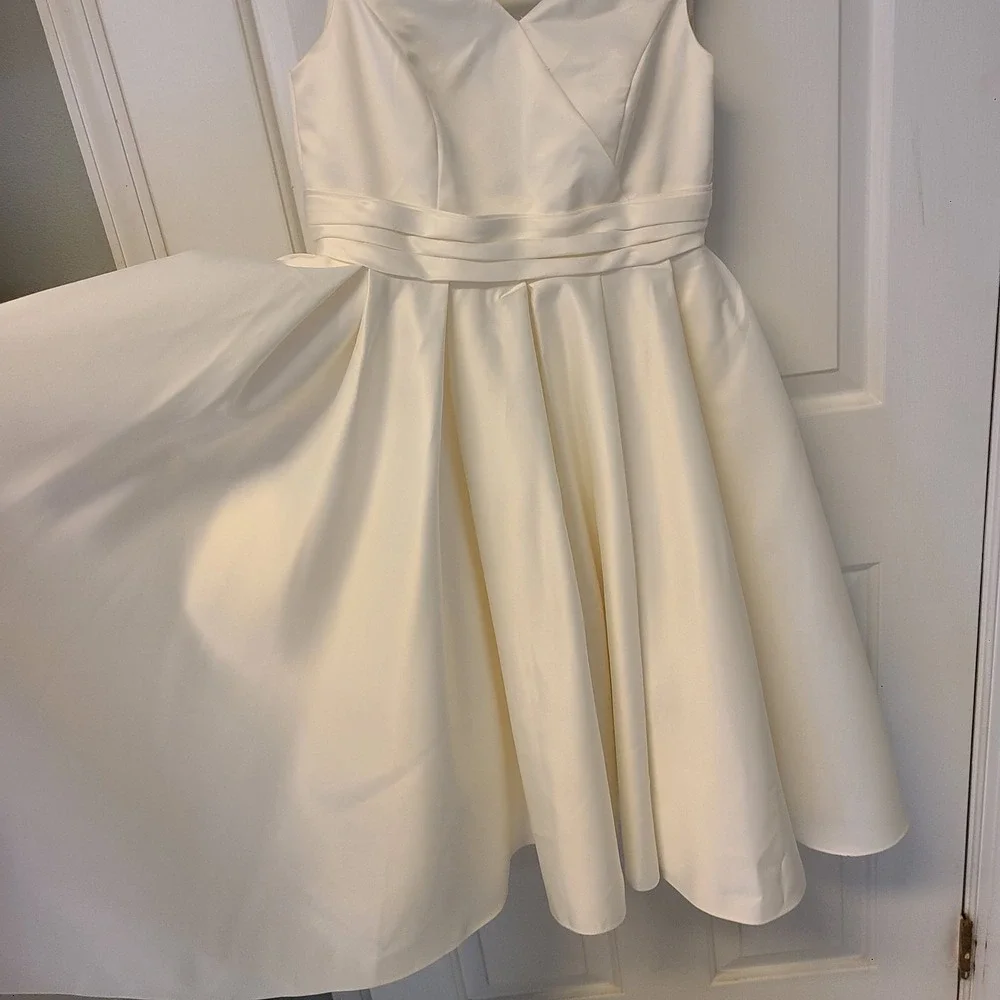 Youth Ivory Ball‎ Gown by David's Bridal Ivory/Champagne Sz. 14 Flower Girl - Picture 3 of 11